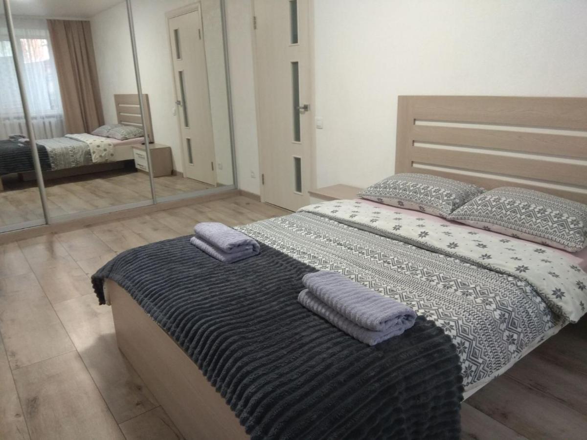 Нова 2Х Кімнатна В Центре Rivne Ngoại thất bức ảnh