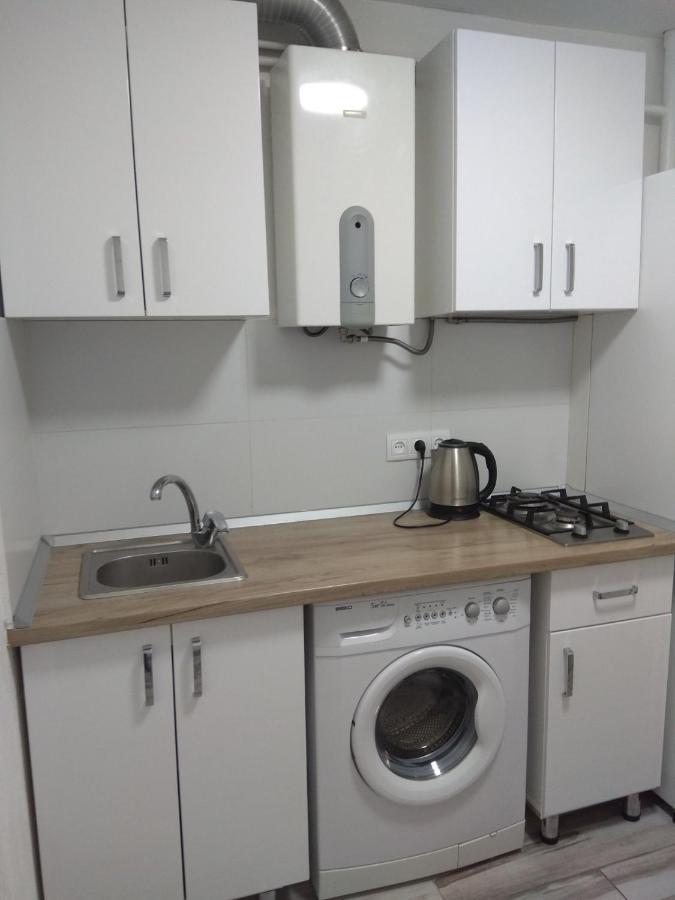 Нова 2Х Кімнатна В Центре Rivne Ngoại thất bức ảnh