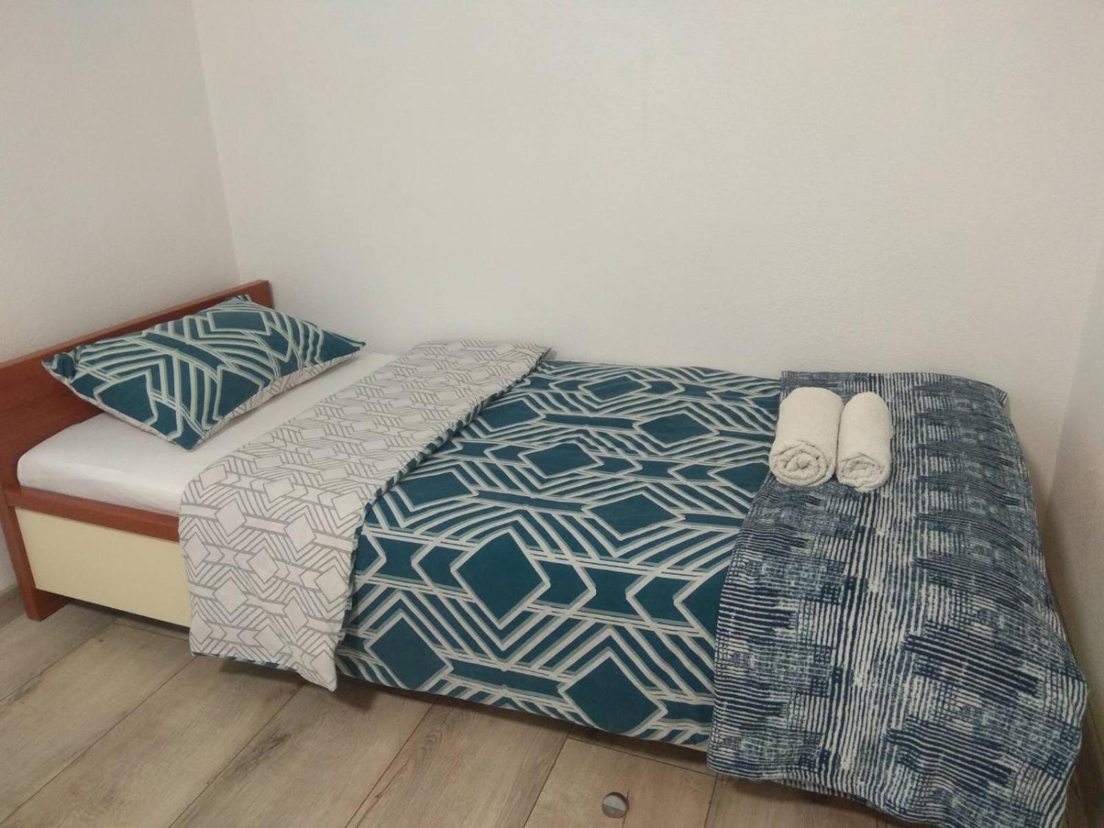 Нова 2Х Кімнатна В Центре Rivne Ngoại thất bức ảnh
